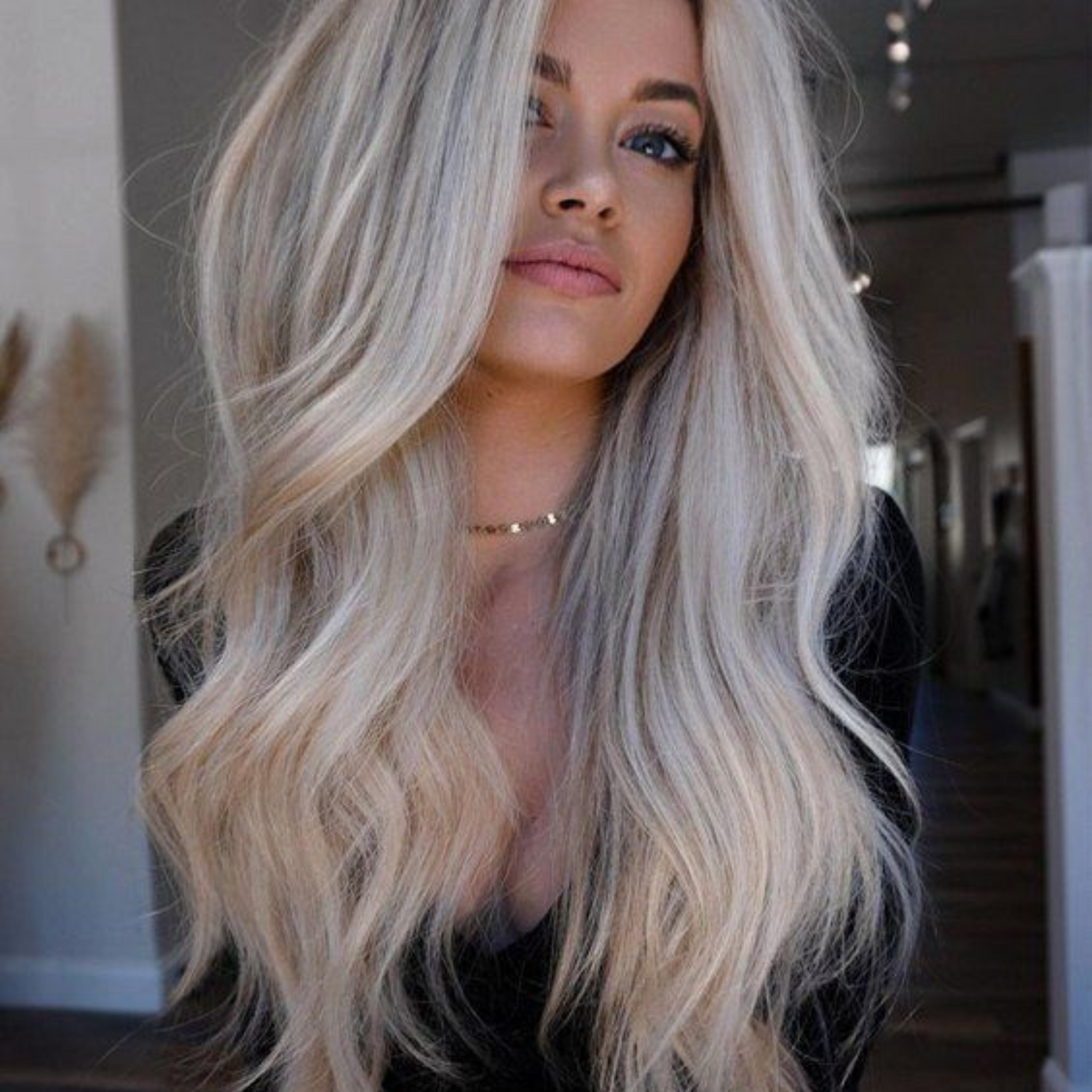 Love_The_Style_Classic_Lace_Clip_In_Human_Remy_Hair_Extensions_5_Piece_Shade_60_Platinum_Blonde