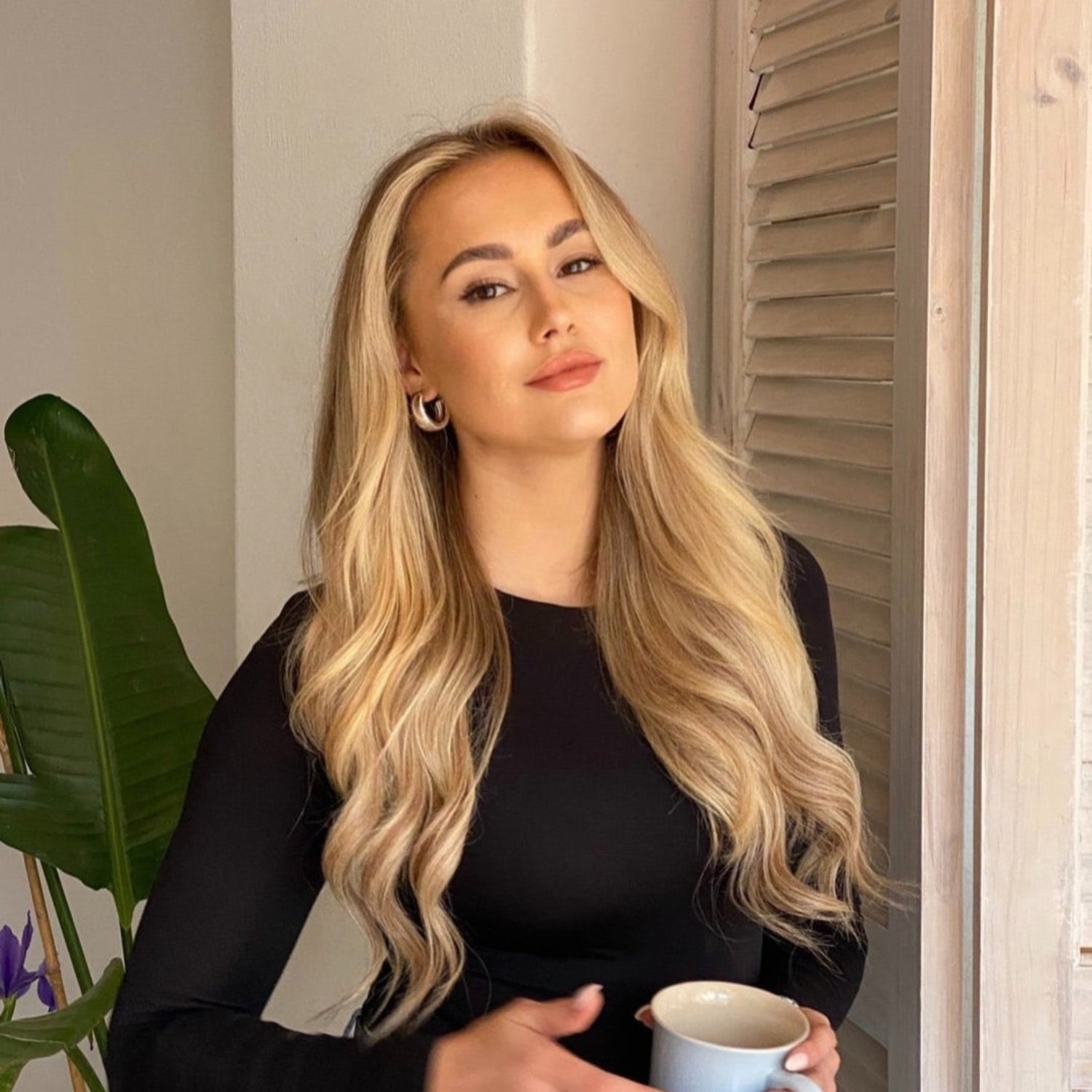 Love_The_Style_Human_Remy_Halo_Hair_Extension_Shade_23_Champagne_Blonde