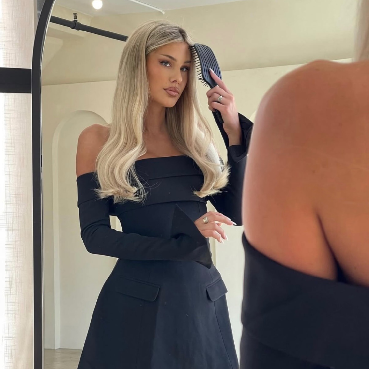 Love_The_Style_Human_Remy_Halo_Hair_Extension_Shade_613_Beach_Blonde