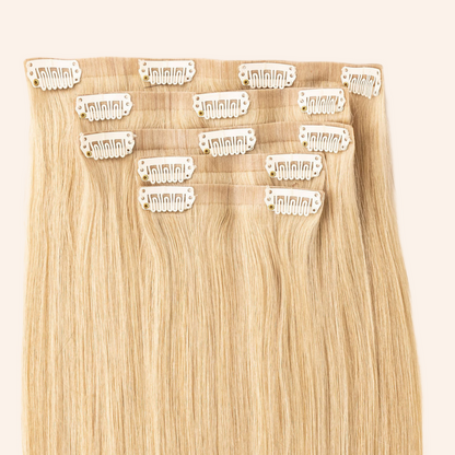 Love_The_Style_Seamless_Clip_In_Human_Remy_Hair_Extensions_5_Piece_Shade_23_Champagne_Blonde